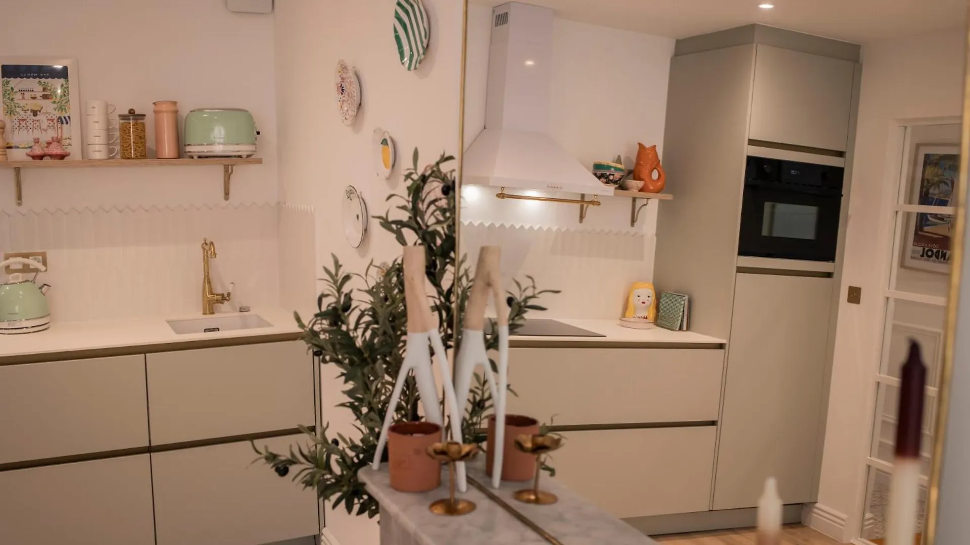 Appartement Coup De Coeur Centre Village Et Plage Climatise 3 Etoiles Terra Cigala Bandol Apartment