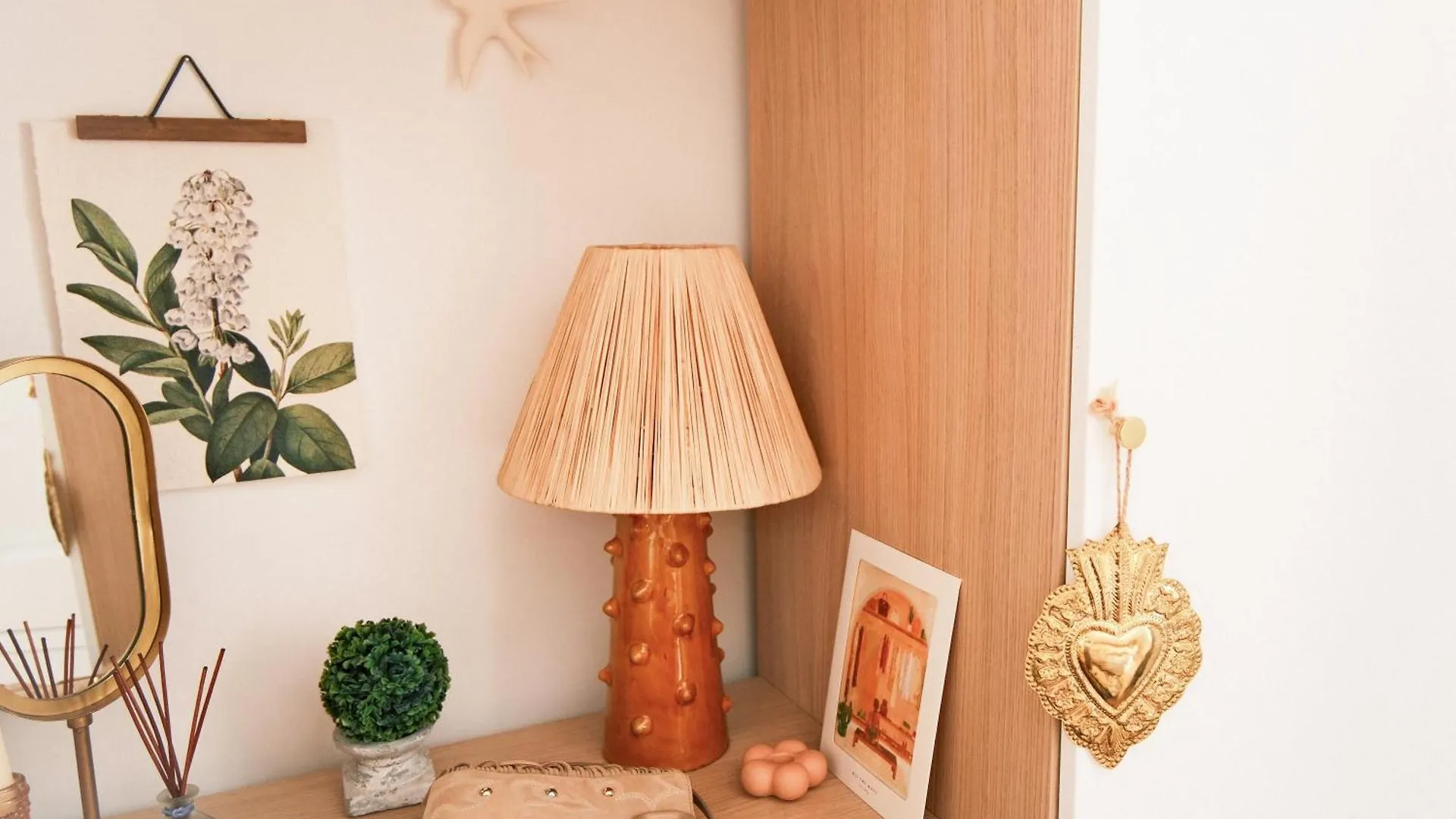 Appartement Coup De Coeur Centre Village Et Plage Climatise 3 Etoiles Terra Cigala Bandol